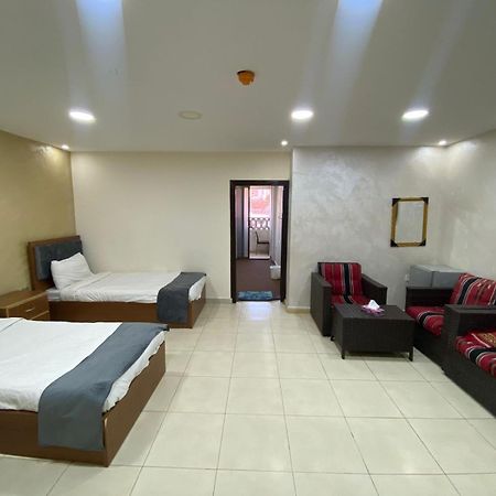 Zuwwar Aqaba Hotel Luaran gambar