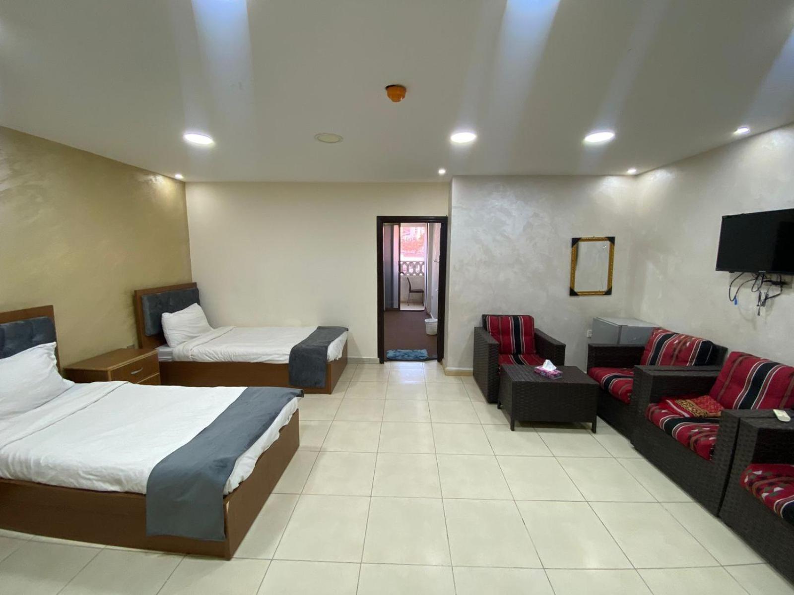 Zuwwar Aqaba Hotel Luaran gambar